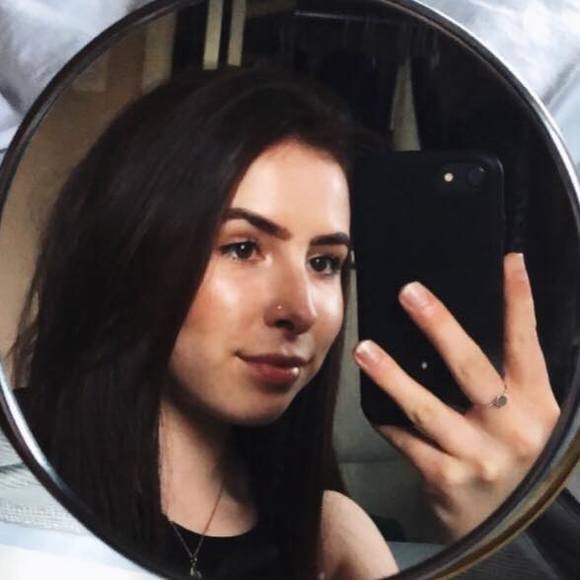 Meet your Posher, Kristin - Picture 1 of 1